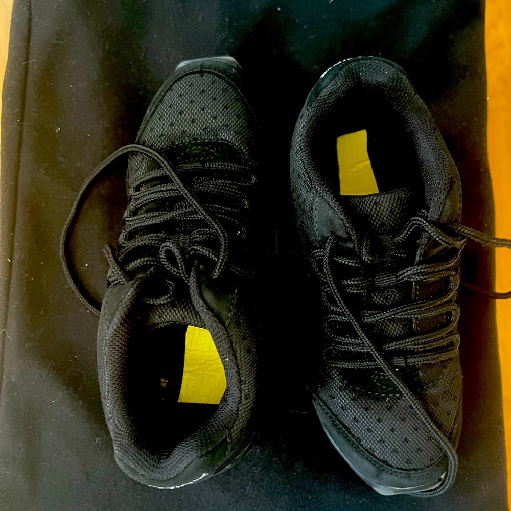 Capezio Rock It Hip Hop Sneakers